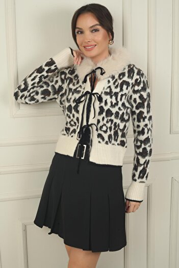By Saygı Women's Front Ribbon Lace-Up Leopard Pattern Fur Collar Cardigan