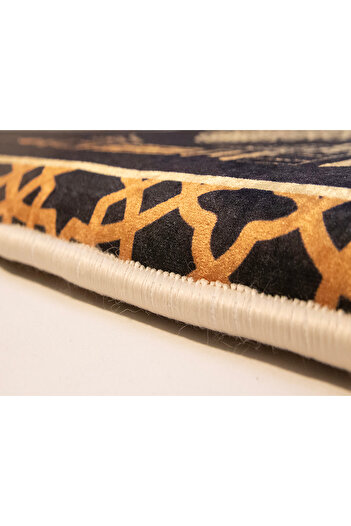 Carpetella 3 Cm Kalın Süngerli Yumuşak Seccade Yıkanabilir Çeyizlik Hediyelik Namazlık Katlanabilir (70X120CM)