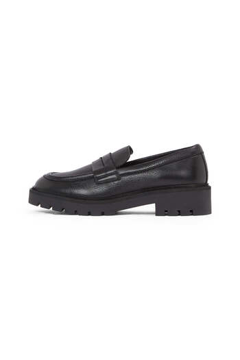 Calvin Klein Flatform Shoe Driver