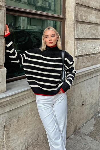Swist Black Striped Half Turtleneck Wide Fit Women's Knitwear Sweater