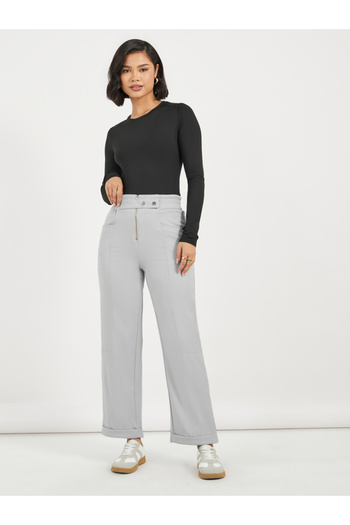 Styli Elastic High Rise Cropped Design pants