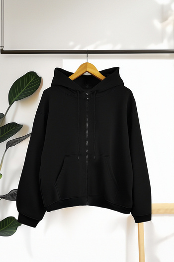Trendyol Collection Černá oversize/pohodlný střih Basic s kapucí, tlustý fleece uvnitř pletená mikina TWOAW24SW00188