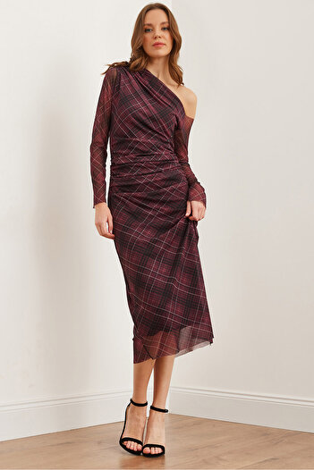 Olalook Women's Burgundy One Shoulder Lined Plaid Maxi Tulle Dresselb- 19002311