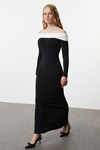 Trendyol Collection Flexible Carmen Collar Black Maxi Knitted Dress - Fitting on the Body, Color Block TWOAW25EL00221