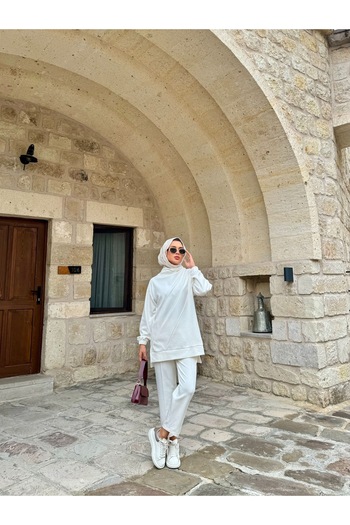 KEİVA TESETUR SUIT
