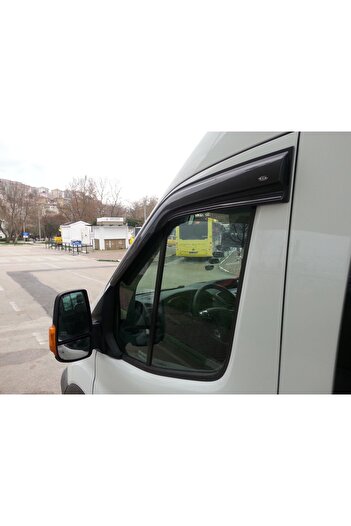 MKM Ford Transit Ön Mugen Cam Rüzgarlığı 2015 Ve Üzeri
