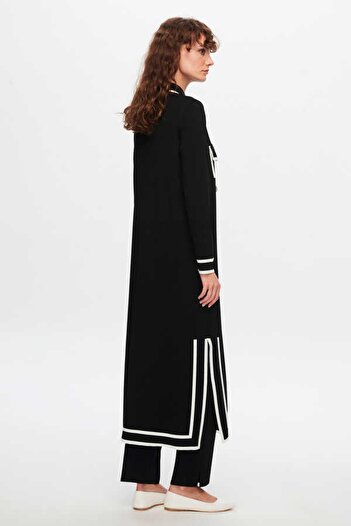 MISS DALIDA Long Knit Cardigan with Colorful Stripe