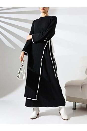 Modamorfo Stand Collar Knitted Crepe Waist Tied Two Piece Dress -Black