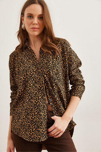 Olalook Women's Leopard Stone Comfortable Fit Pattern Velvet Shirtgml- 19001261