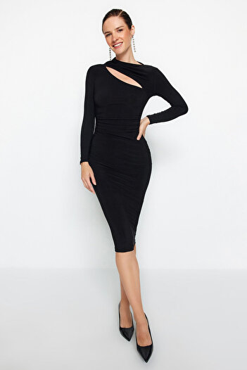 Trendyol Collection Rochie neagră tricotată elastică midi, cu decupaj, cu detalii TWOAW24EL00142