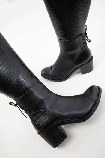 SOHO Women's Black Boots 20059
