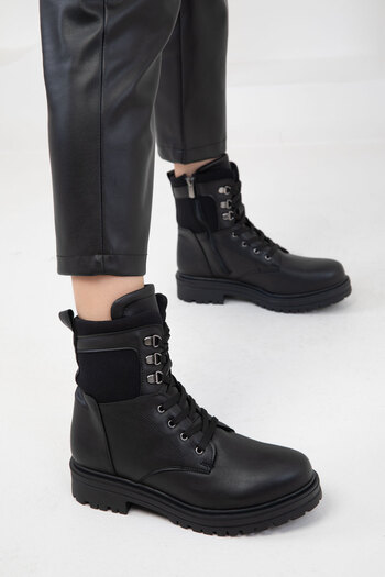 SOHO Women's Black Boots - 2004 Model Bootie