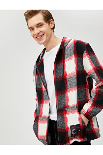 Koton Kariertes Kapuzen-Sweatshirt mit aufgedruckter Tasche