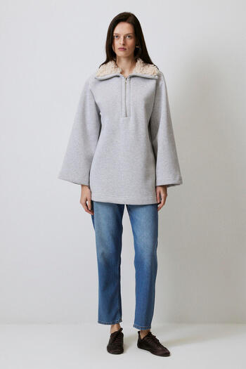 Touché Privé COLLAR PURPLE SWEATSHIRT