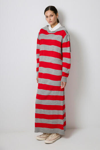 Touché Privé Wide Collar Striped Knitting Dress