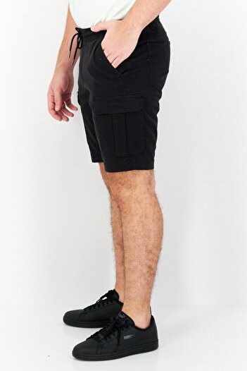 CELIO Men Solid Cargo Basic Shorts, Black