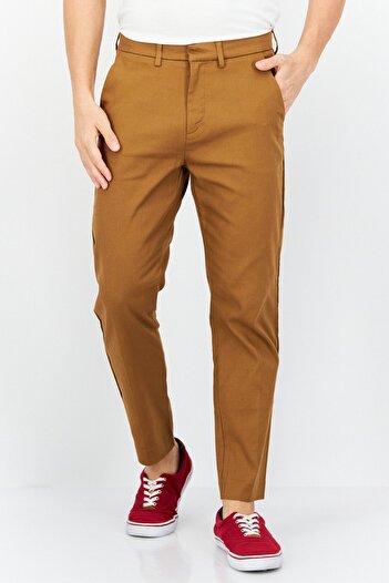 CELIO Men Regular Fit Solid Chino Pants, Tan