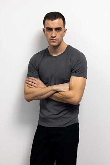 GIESTO Anthracite Basic Slim Fit T-Shirt