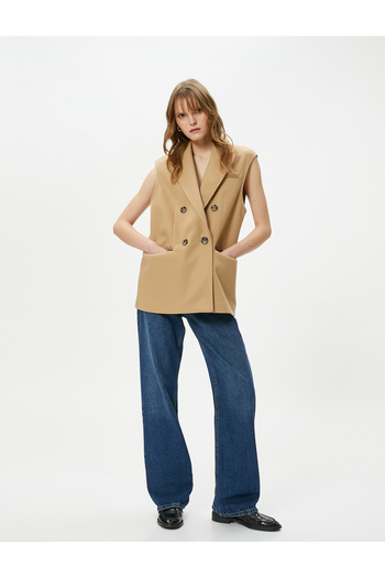 Koton Zweireihige Weste mit Cut Stamp-Muster – Knopfleiste und Pattentaschendetail