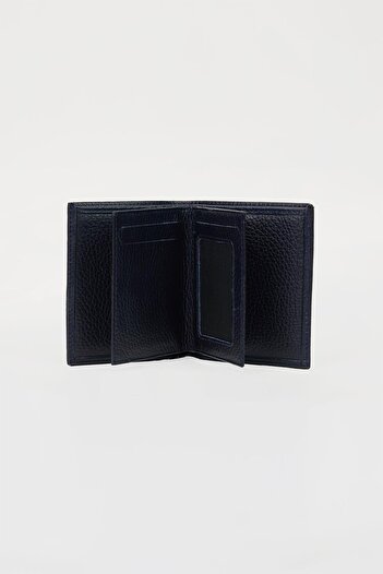 Tudors Genuine Leather Men's Navy Blue Wallet
