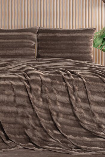 ZEBRACASA Cozy Double Blanket Set