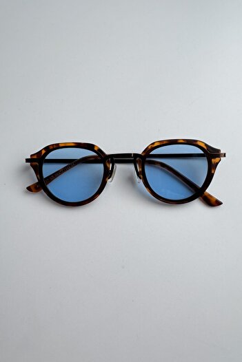 DSN Blue Glass Leopard Patterned Bold Sunglasses - Frame