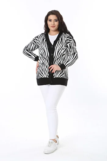 Şans Women's Large Size Black Front Button Knitwear Cardigan 65N38566