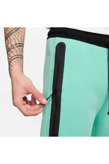 Nike Lion Sport Tech Fleece Overlay Detailed Sweatpants