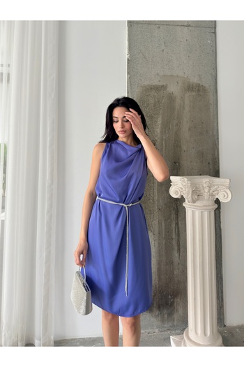Serica Moda Rochie cu guler din dantelă cu detaliu cu strasuri
