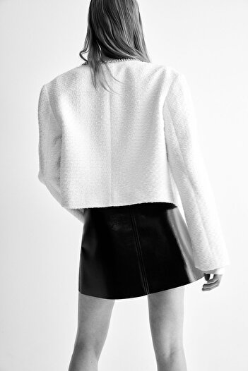 H&M Suni Elmas İşlemeli Bukle Ceket