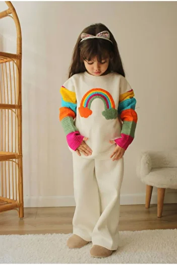 Lolliboomkids Girls' Ecru Color Squishy Warm 3 Yarn Fleece Embroidered Tracksuit Bottom Top Suit