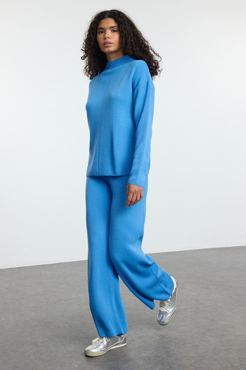Trendyol Collection Kék állógalléros kötöttáru alsó-felső készlet TWOAW21AU0060