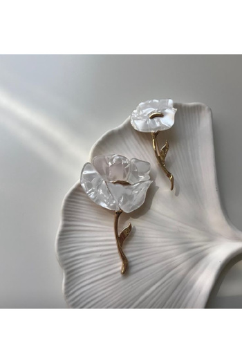 LUXURY JEWELRY Sedef Altın Kaplama Manolya Broş