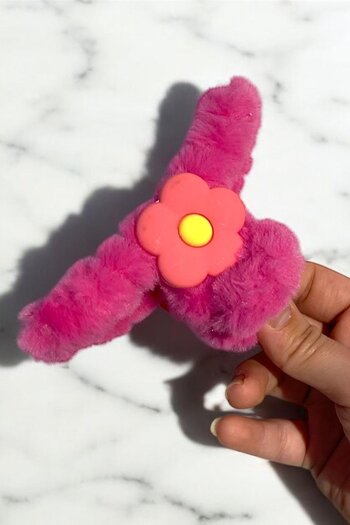 TAKIŞTIR Fuchsia Color Flower Figured Plush Peg Buckle
