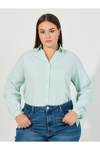 Styli Plus Size Striped Relaxed Fit Shirt with Tie-Cuff Sleeves