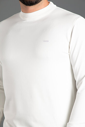 ZEKİ ÖZER Men's White Half-Necked Knitting Sweater