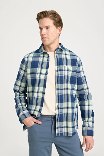 WRANGLER 100% Cotton Navy Blue Regular Fit Shirt