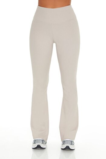 Forever 21 High-Rise Flare Tayt