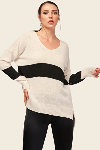 armonika Women's Ecru V-Neck Two-Color Front Short Back Long Knitwear Sweater Arm-25K 012014