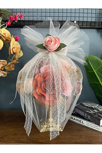 Nettenevime Artificial Flower Latex Arrangement Table Top Flower Arrangement with Tulle Square Footed Round Metal Gold Vase