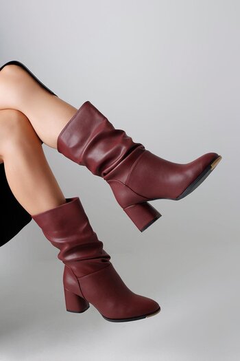 Beyond Women's Claret Red Cristina Fold Detailed Leather Boots 6.5cm Byndrsl2430