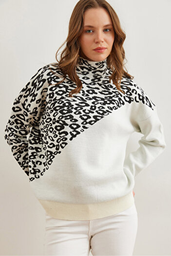Olalook Pulover de damă, alb, cu detalii leopard, tricotaj blocat KZK- 19000811
