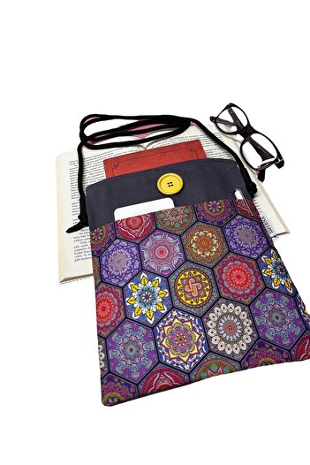 Smyrna Hanging Book / Tablet / Ebook Bag - Case (mandala)