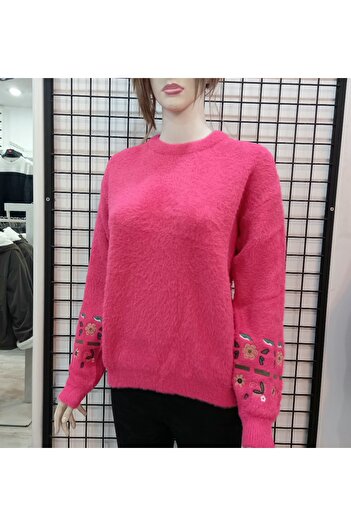 Butik Şans Wienella Nakış Detaylı Bisiklet Yaka Sakallı Kazak