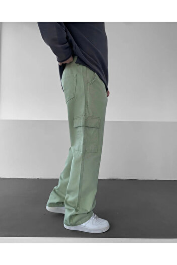 NO1 KONSEPT Baggy Jeans with Green Cargo Pockets
