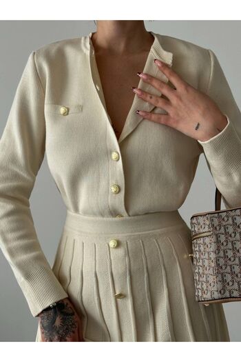 Bak'ap Button Detailed Viral Knitwear Skirt Sweater Set