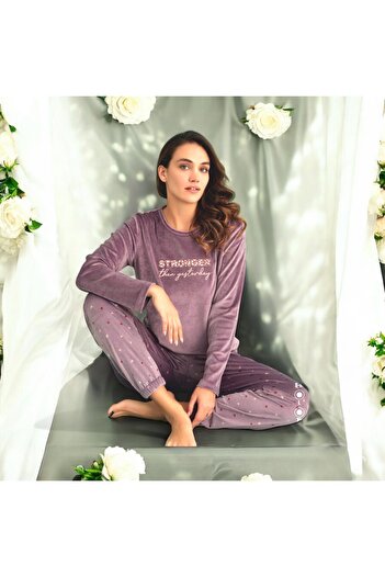 Mihra Velvet Buttoned Long Sleeve Pajama Set