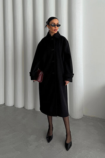 Ortaya Çık Black Button Detailed Cashmere Coat
