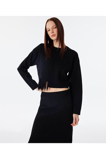 Twist Old Knitwear Sweater - Skirt and Effect Design