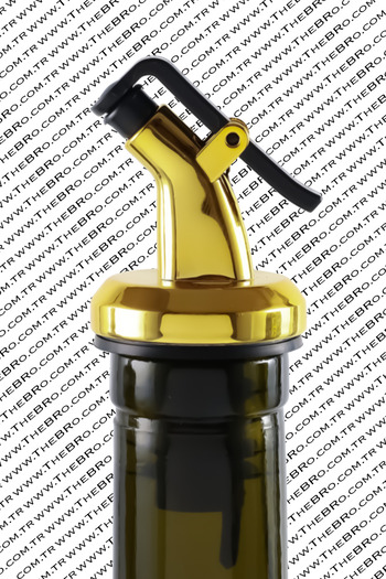 TheBRo Gold 2-Piece Bottle Pourer - Sippy-Free Serving Apparatus and Cap Bottle Tip